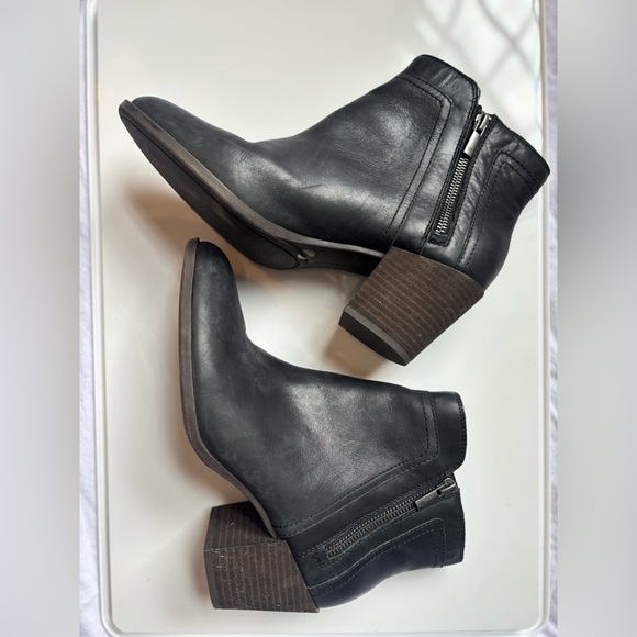 Lucky Brand Brisyn Bootie - Picture 3 of 13